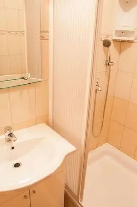 Apart Daire (KarolinaS - parking - A3-White(2))