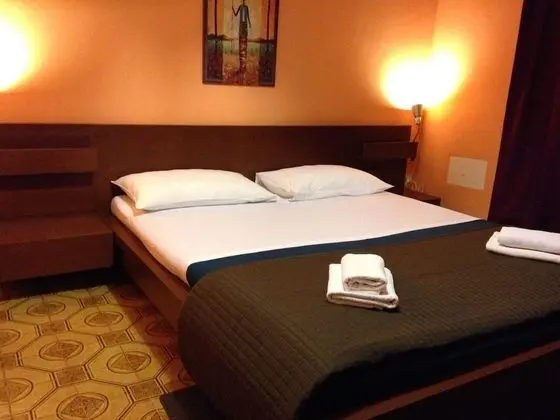 Tek Büyük veya İki Ayrı Yataklı Oda