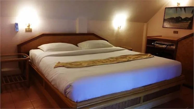 Grand Deluxe