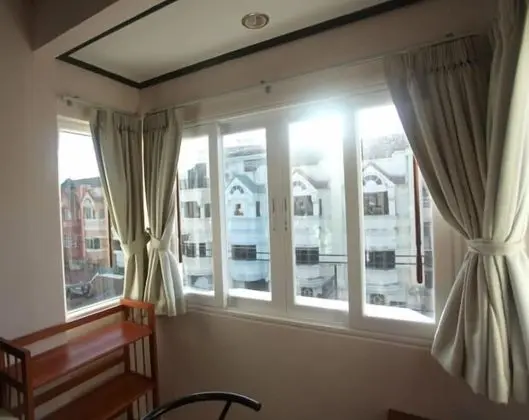 Grand Deluxe