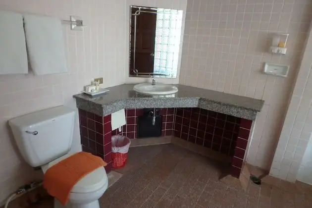 Grand Deluxe