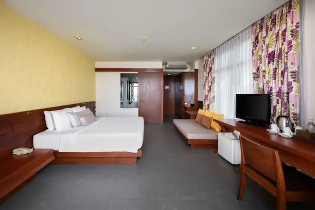 Deluxe Jacuzzi Sea View