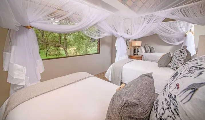 Luxury Tek Büyük veya İki Ayrı Yataklı Oda