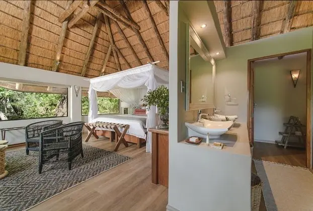 Luxury Tek Büyük veya İki Ayrı Yataklı Oda