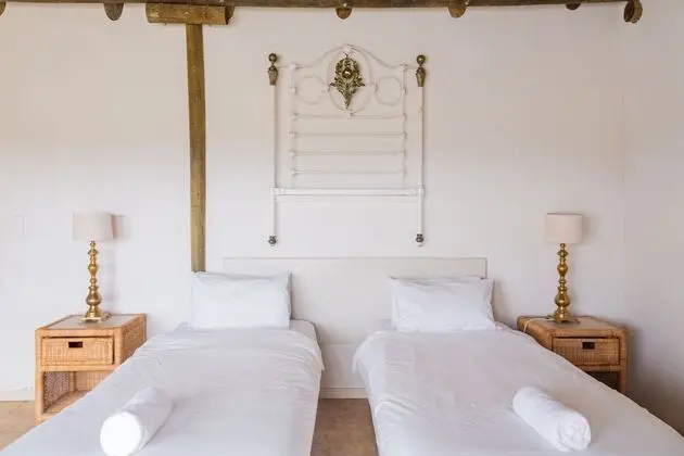 Deluxe Tek Büyük veya İki Ayrı Yataklı Oda