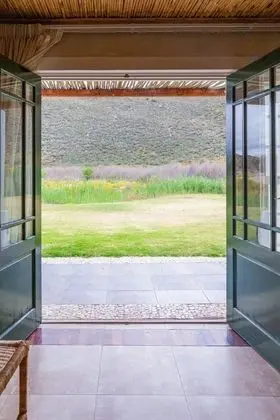 Standard Tek Büyük veya İki Ayrı Yataklı Oda, Dağ Manzaralı