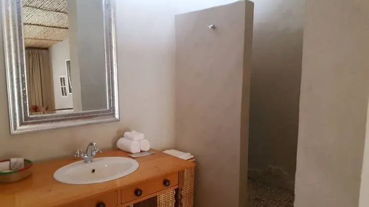 Standard Tek Büyük veya İki Ayrı Yataklı Oda, Dağ Manzaralı