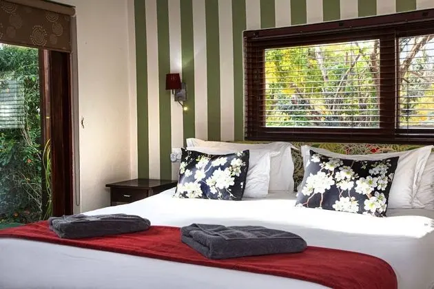 Luxury Suite (Garden Suite)
