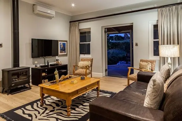 Luxury Tek Büyük Yataklı Oda, Engellilere Uygun, Bahçe Manzaralı