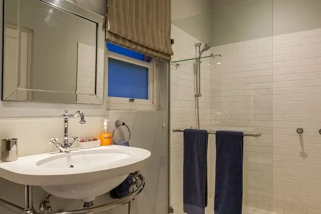 Luxury Tek Büyük Yataklı Oda, Engellilere Uygun, Bahçe Manzaralı