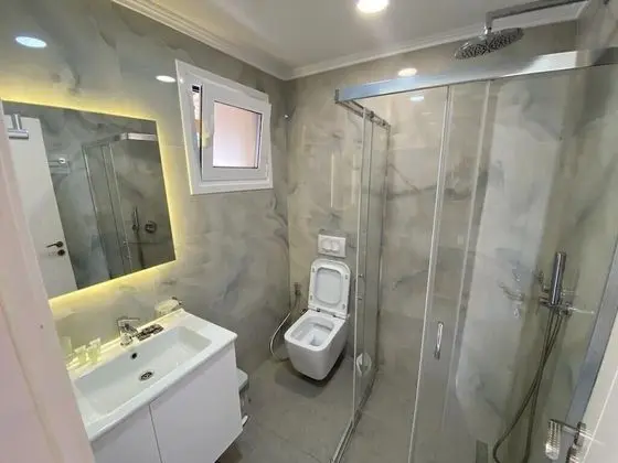 Stüdyo, Okyanus Manzaralı