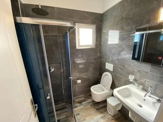 Stüdyo, Okyanus Manzaralı