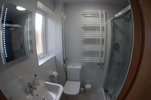 Standard Tek Büyük Yataklı Oda (Small)