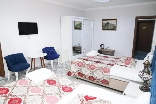 Standard Tek Büyük veya İki Ayrı Yataklı Oda