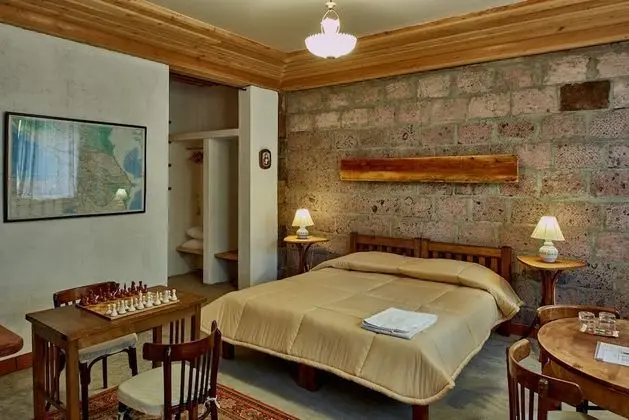 Comfort Tek Büyük veya İki Ayrı Yataklı Oda