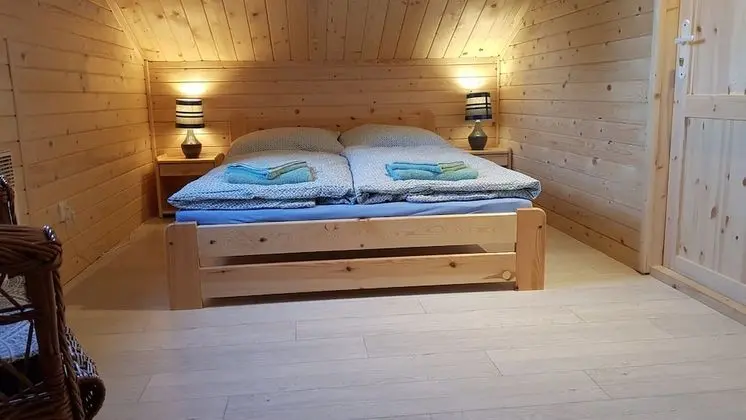 Standard Kır Evi, Birden Çok Yatak, Sigara İçilmez