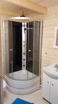 Standard Kır Evi, Birden Çok Yatak, Sigara İçilmez