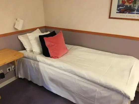 Basic Tek Kişilik Oda (with extra Murphy Beds)