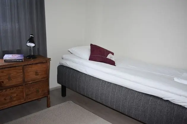 Tek Büyük veya İki Ayrı Yataklı Oda, 2 Tek Kişilik Yatak, Sigara İçilmez