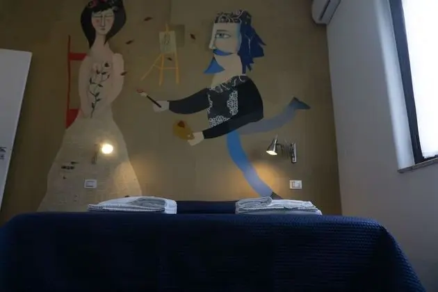 Design Tek Büyük Yataklı Oda, 1 Çift Kişilik Yatak