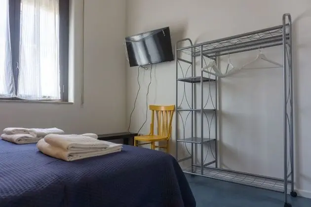 Design Tek Büyük Yataklı Oda, 1 Çift Kişilik Yatak