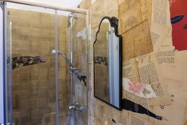 Design Tek Büyük Yataklı Oda, 1 Çift Kişilik Yatak