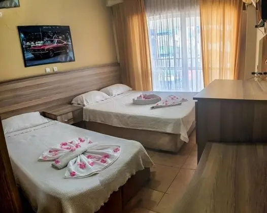 Standart Oda, Kara veya Havuz Manzaralı