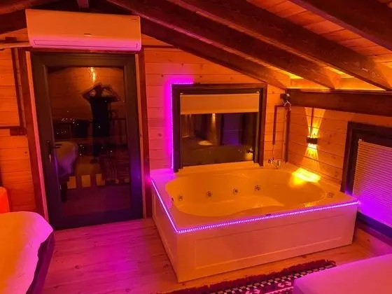 Villa, Deniz ve Doğa Manzaralı, Klimalı