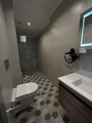 Superior Oda, Deniz ve Dağ Manzaralı, Balkonlu