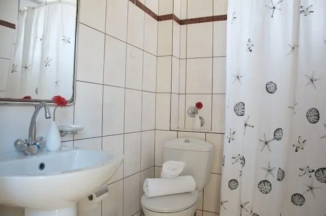 Tek Büyük veya İki Ayrı Yataklı Oda, Kısmi Deniz Manzaralı