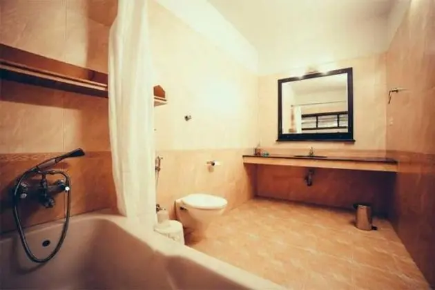 Basic Tek Büyük Yataklı Oda