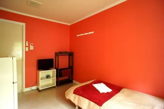 Tek Kişilik Oda, Ortak Banyo