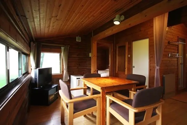 Oda, Sigara İçilebilir (West Cottage, Type A)