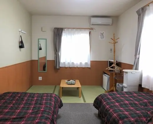 Dört Kişilik Oda, Sigara İçilmez