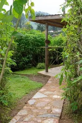 Comfort Dört Kişilik Oda, 1 Yatak Odası, Bahçe Manzaralı (Robin Chat)
