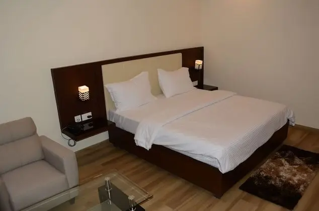Standard Tek Büyük Yataklı Oda