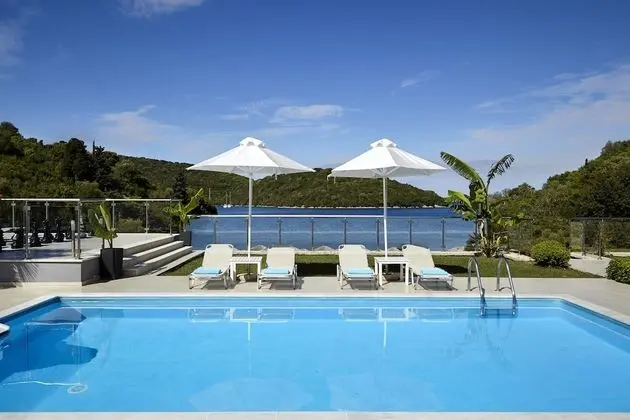 Elite Villa, 4 Yatak Odası, Kişiye Özel Havuzlu, Plaj Manzaralı