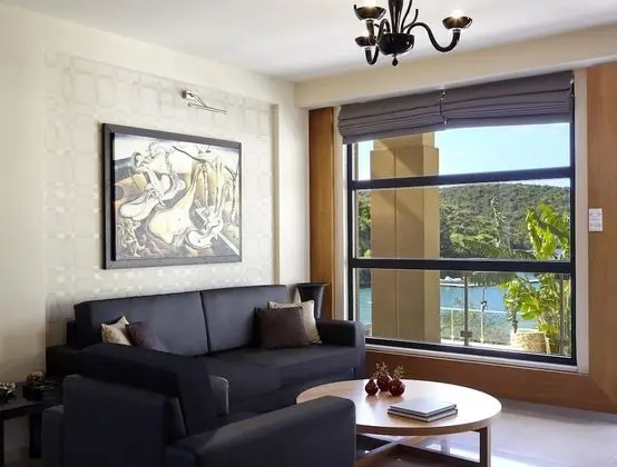 Superior Villa, 4 Yatak Odası, Kişiye Özel Havuzlu, Plaj Manzaralı