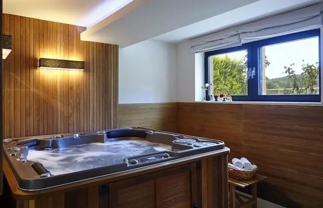 Superior Villa, 4 Yatak Odası, Kişiye Özel Havuzlu, Plaj Manzaralı