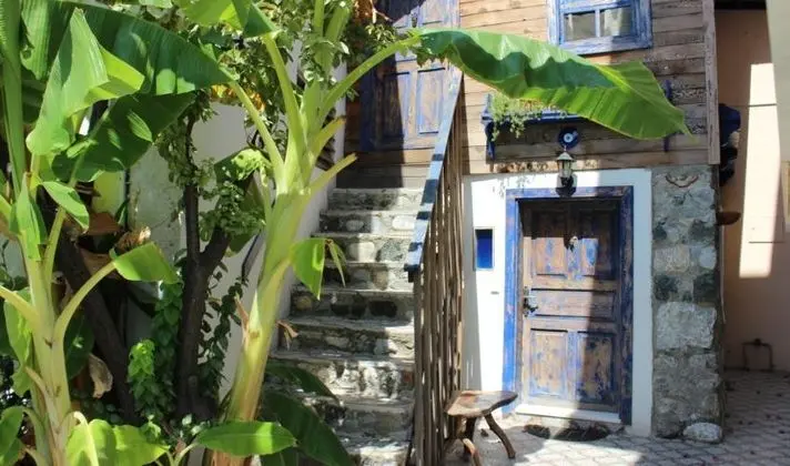 Begonvil Taş Suite