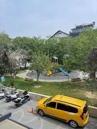 Balkonlu Standart üç kişilik oda