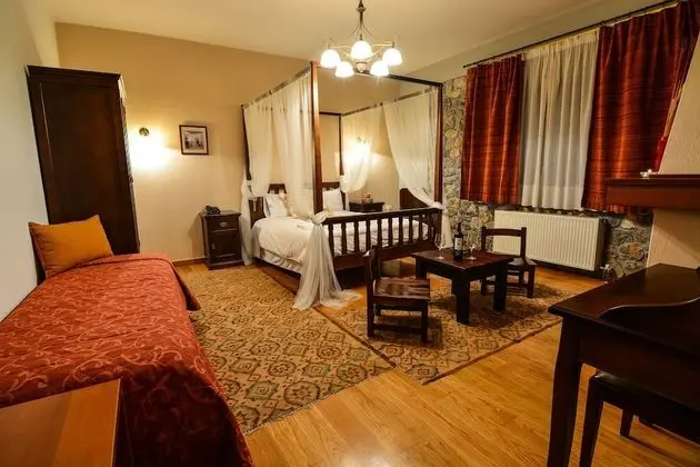 Üç Kişilik Oda, Dağ Manzaralı