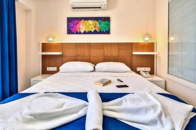Standart Oda, Kara Manzaralı, Balkonlu