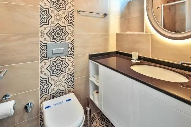 Standart Oda, Kara Manzaralı, Balkonlu
