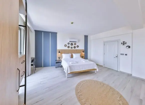 Deluxe Oda, Deniz Manzaralı, Jakuzili (2 Kişilik)