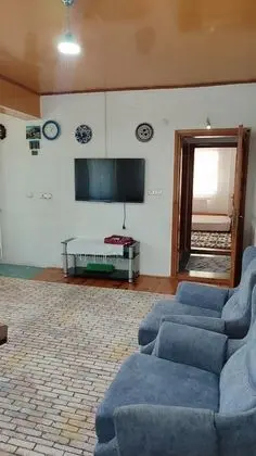 Daire-İKi Yatak Odalı,Bahçe Manzaralı,1. Kat