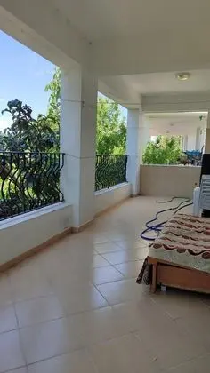 Daire-İKi Yatak Odalı,Bahçe Manzaralı,1. Kat