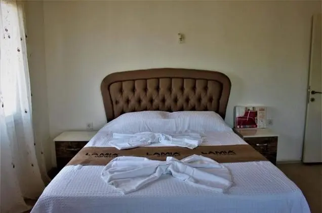 Daire-İki Yatak Odalı, Şehir veya Dağ Manzaralı, Balkonlu