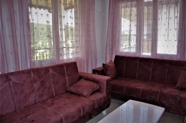 Daire-İki Yatak Odalı, Şehir veya Dağ Manzaralı, Balkonlu
