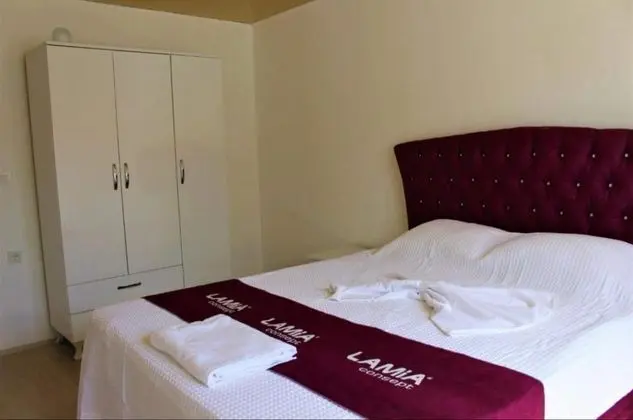 Daire-İki Yatak Odalı, Şehir veya Dağ Manzaralı, Balkonlu